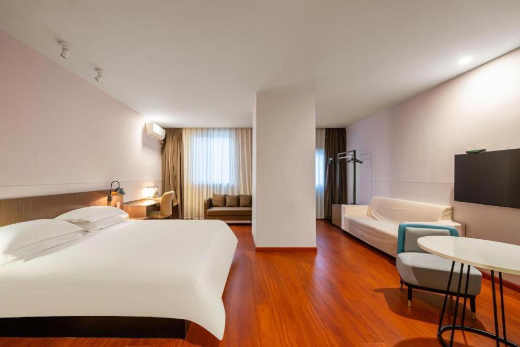 Magnotel Hotel Shanghai Railway Station Magnolia Plaza Xangai Exterior foto